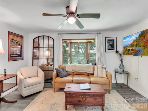 340 Mauney Cove Road Waynesville NC 28786