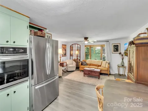 340 Mauney Cove Road Waynesville NC 28786