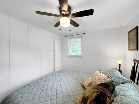 340 Mauney Cove Road Waynesville NC 28786
