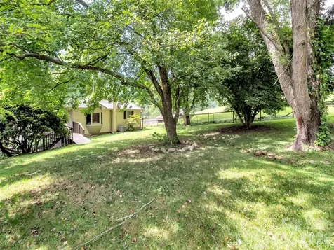 340 Mauney Cove Road Waynesville NC 28786