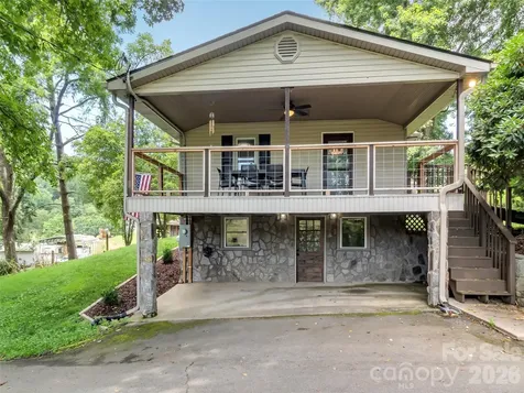 340 Mauney Cove Road Waynesville NC 28786
