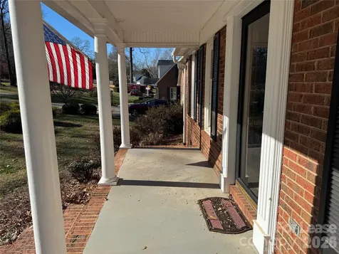 307 Fallingbrook Drive Belmont NC 28012