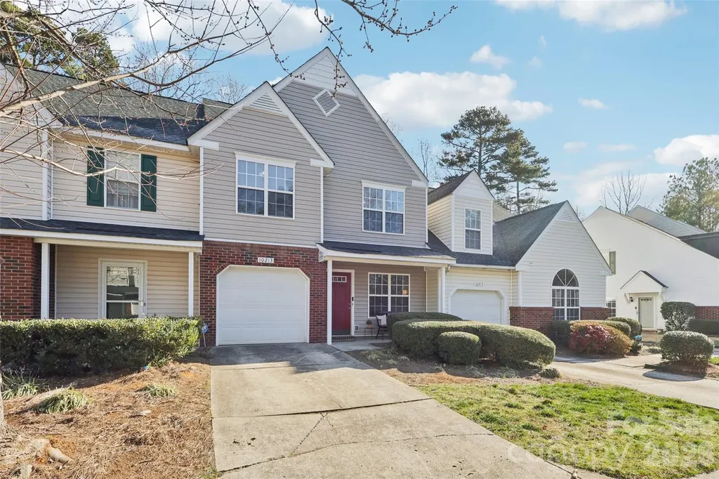 10213 University Park Lane Charlotte NC 28213