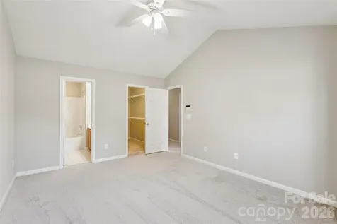 10213 University Park Lane Charlotte NC 28213