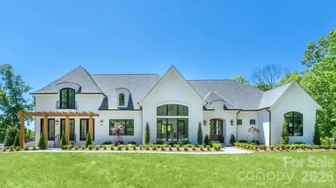 18304 Rosapenny Road Charlotte NC 28278