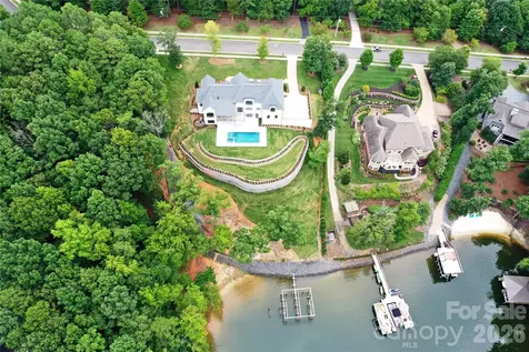 18304 Rosapenny Road Charlotte NC 28278