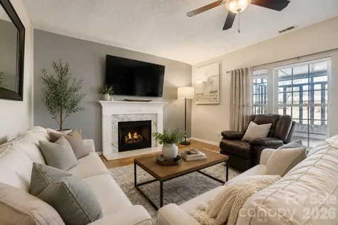 10303 Baskerville Avenue Charlotte NC 28269