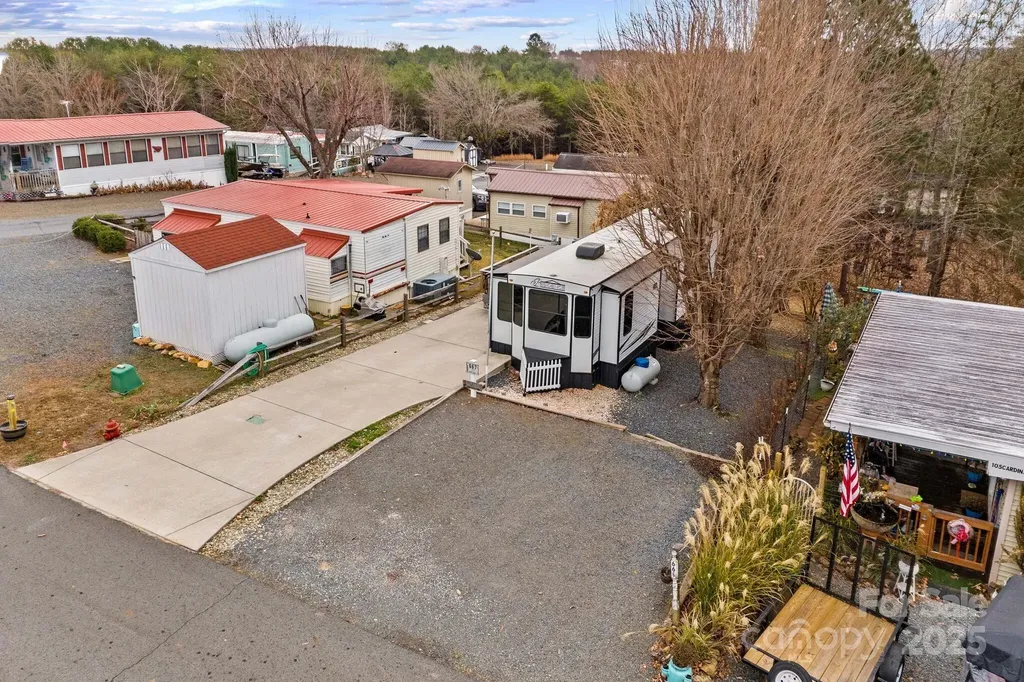 103 S Cardinal Drive New London NC 28127