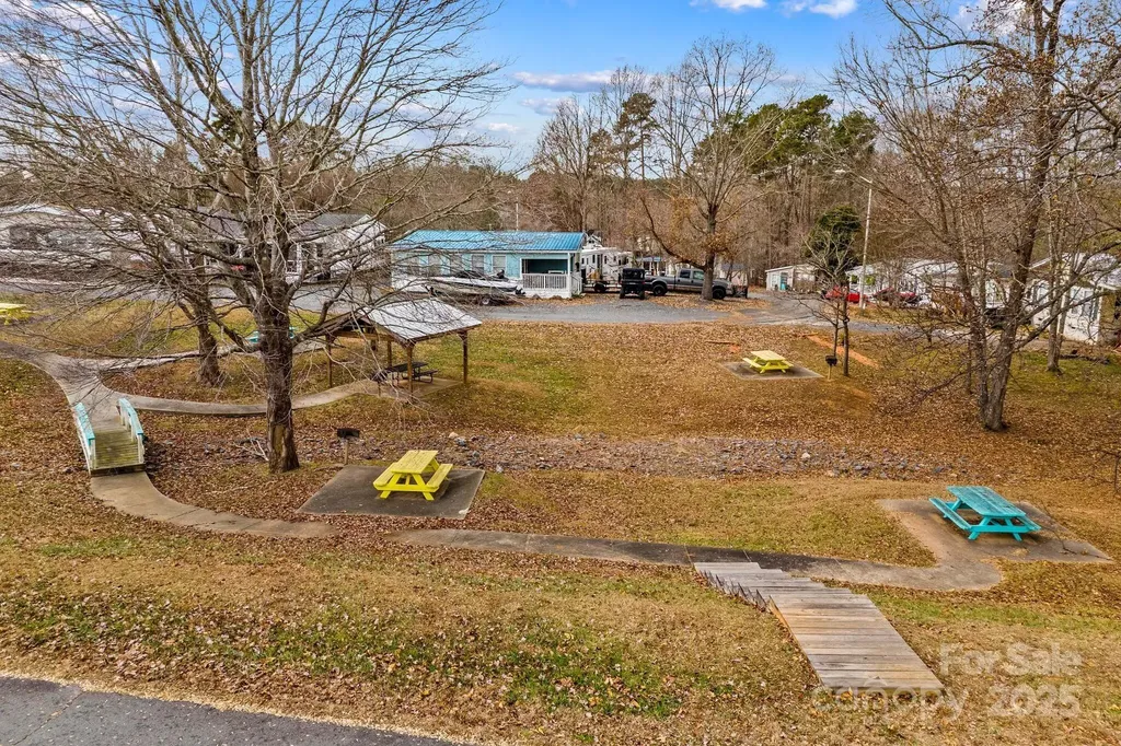 103 S Cardinal Drive New London NC 28127
