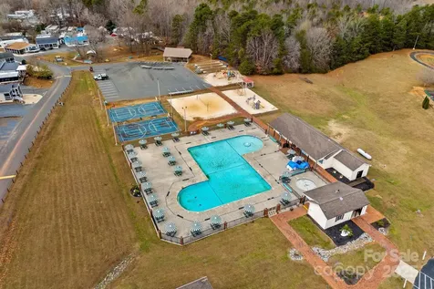 103 S Cardinal Drive New London NC 28127