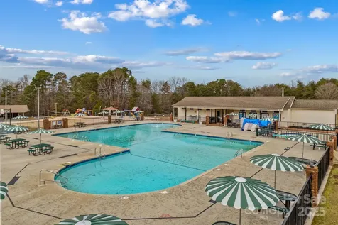 103 S Cardinal Drive New London NC 28127