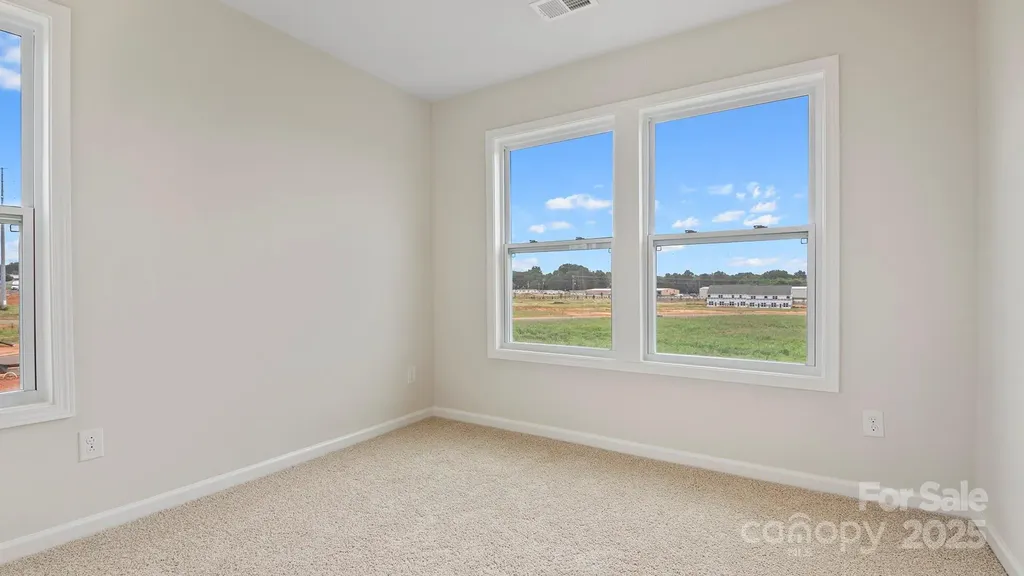 369 Creekview Road Hendersonville NC 28792