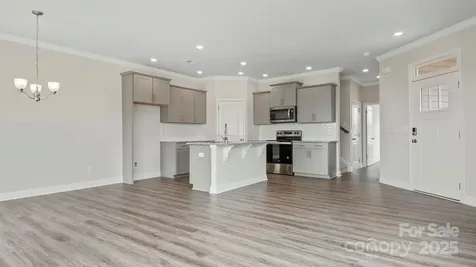369 Creekview Road Hendersonville NC 28792