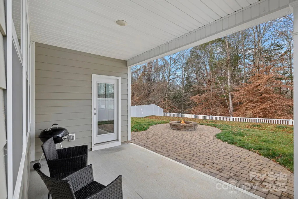 115 Wrangler Drive Mooresville NC 28115