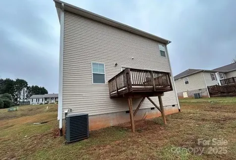 578 30th Avenue Circle NE Hickory NC 28601