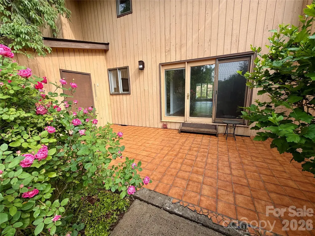 103 Pebble Creek Drive Asheville NC 28803