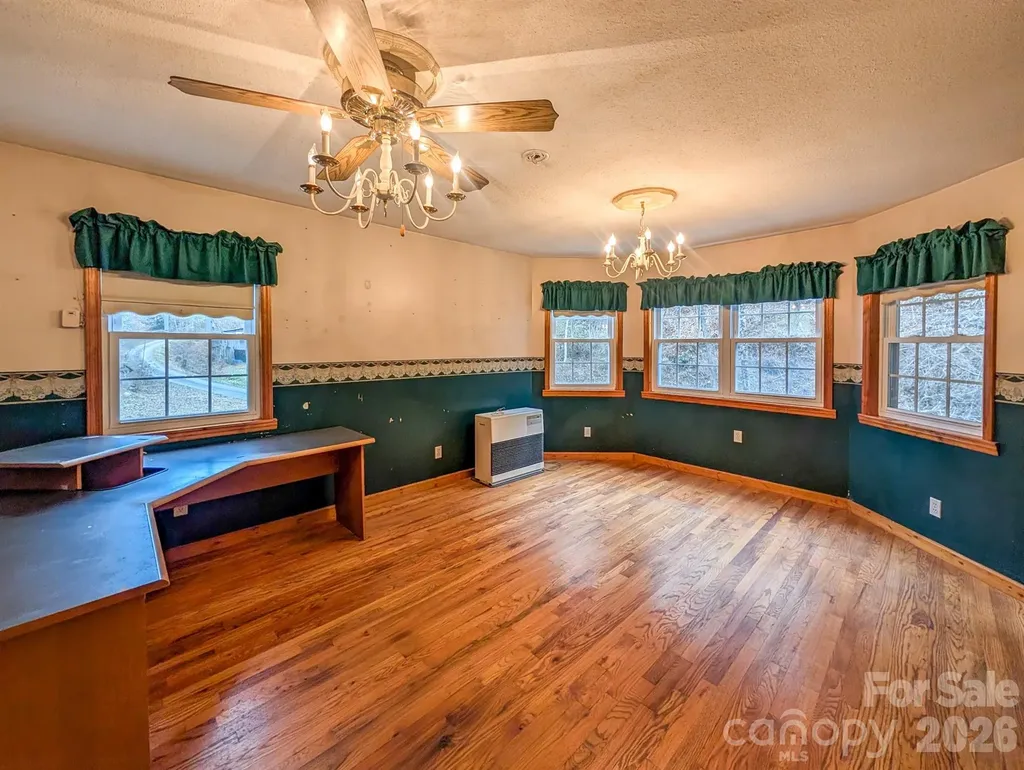 77 Griffith Branch Road Green Mountain NC 28740