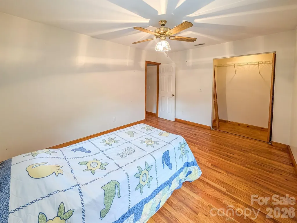 77 Griffith Branch Road Green Mountain NC 28740