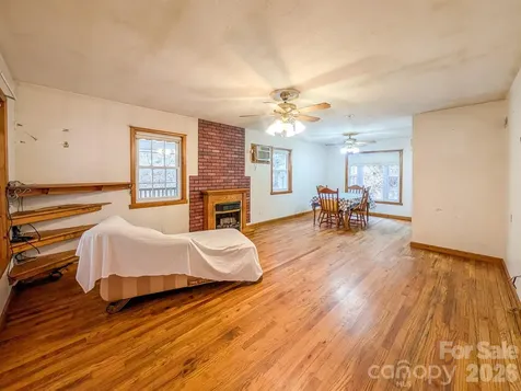 77 Griffith Branch Road Green Mountain NC 28740