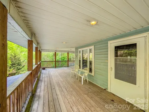 77 Griffith Branch Road Green Mountain NC 28740