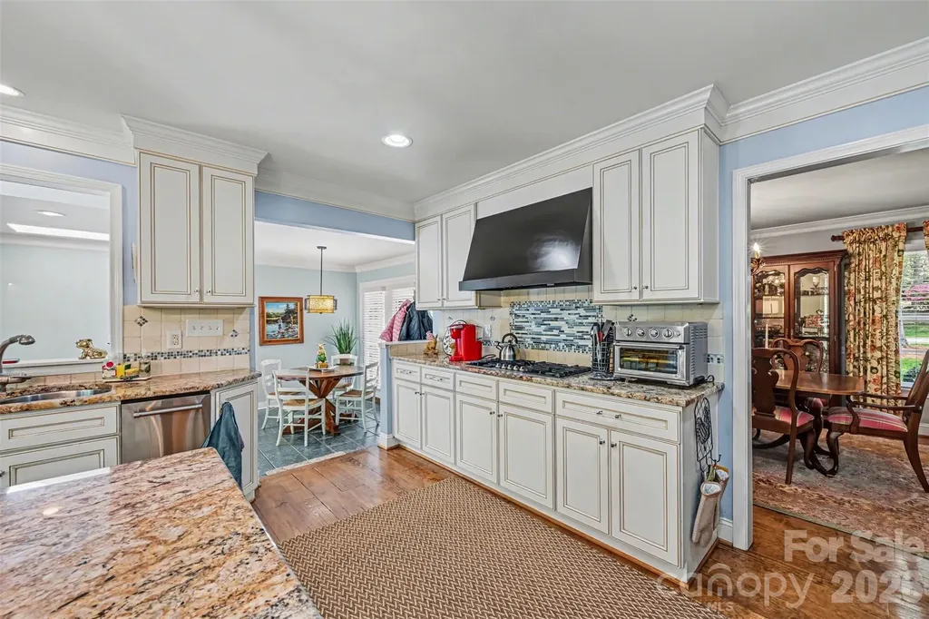 2511 Heritage Circle Statesville NC 28625