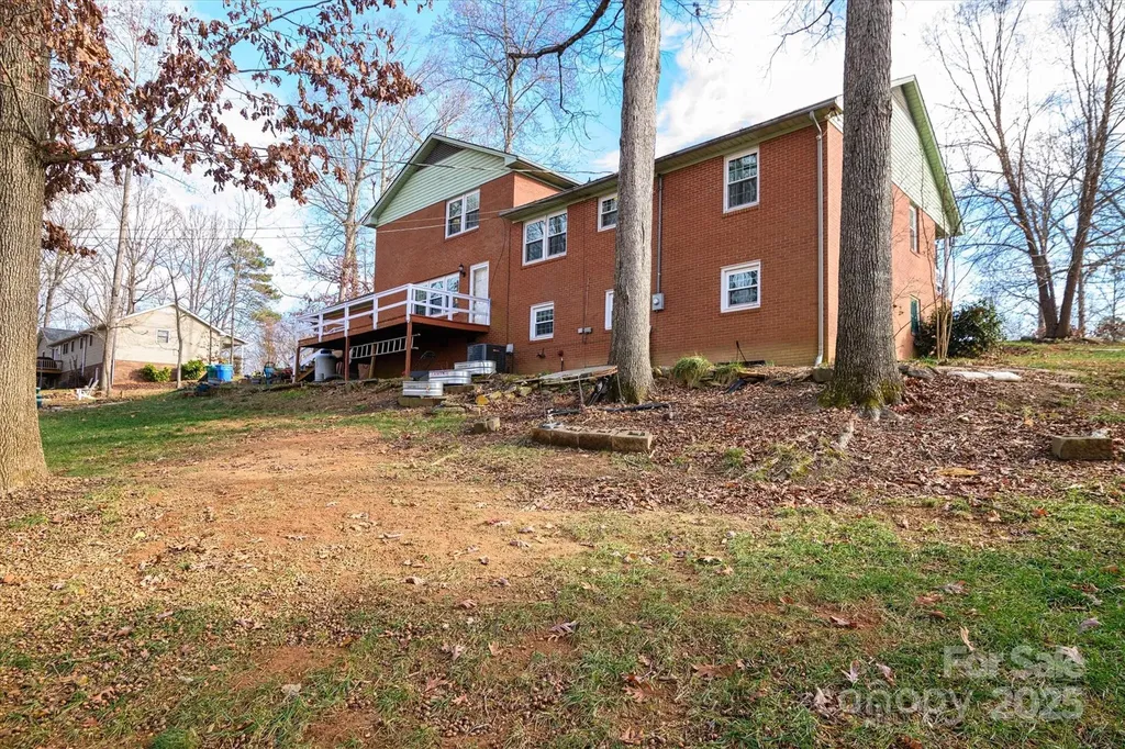 418 Woodcrest Lane Albemarle NC 28001