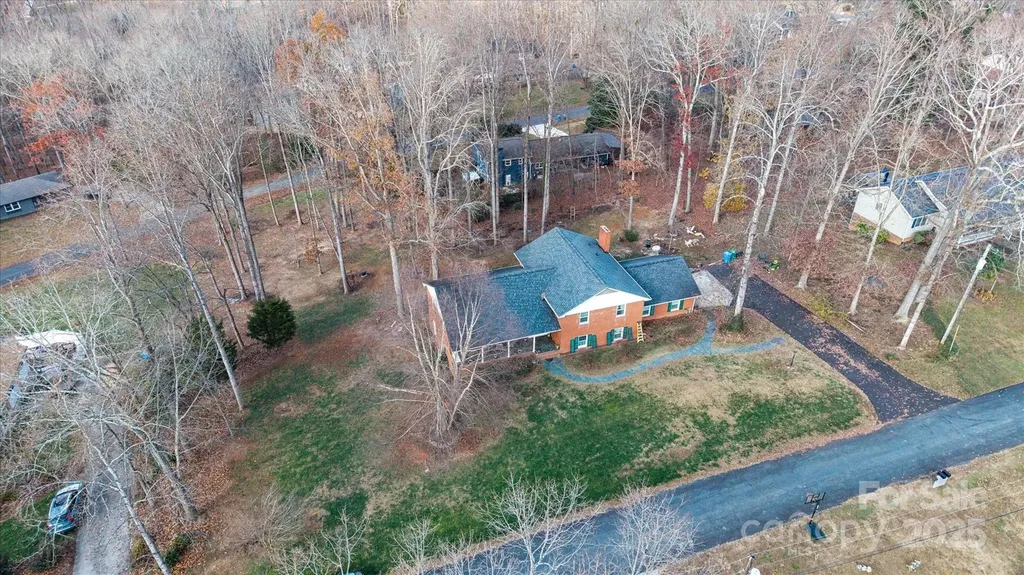 418 Woodcrest Lane Albemarle NC 28001