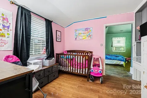 109 S Austin Street Maxton NC 28364