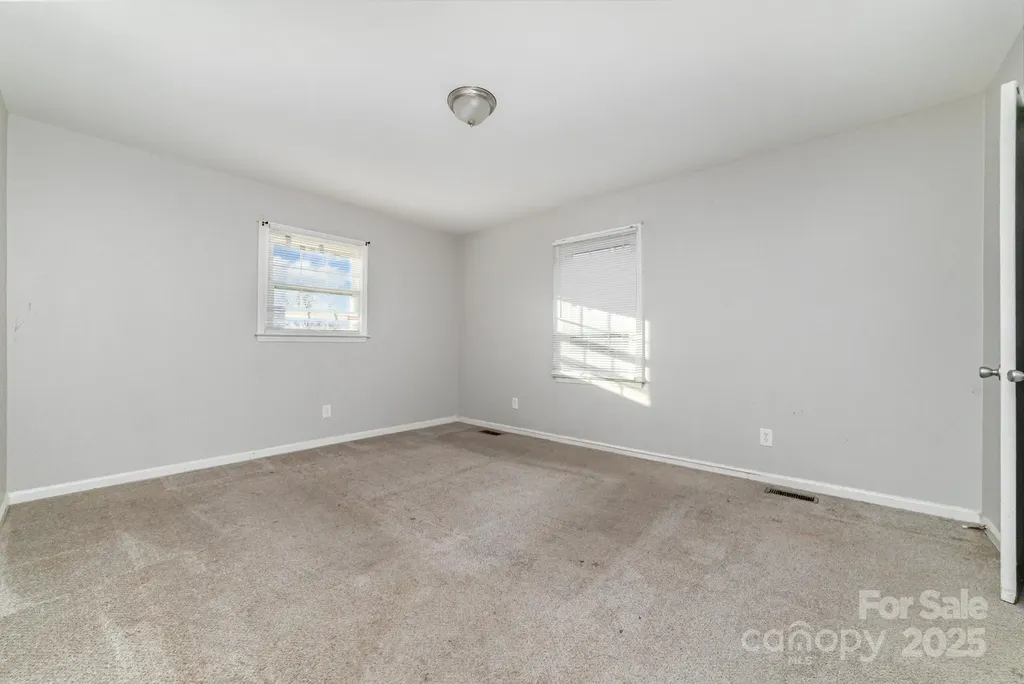 9926 Rockmeadow Drive Charlotte NC 28216