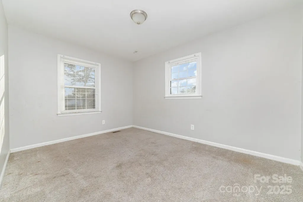 9926 Rockmeadow Drive Charlotte NC 28216