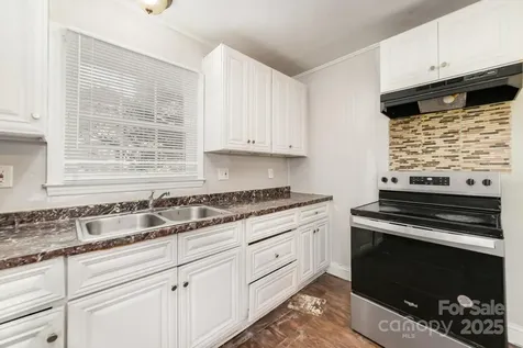 9926 Rockmeadow Drive Charlotte NC 28216