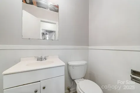 9926 Rockmeadow Drive Charlotte NC 28216