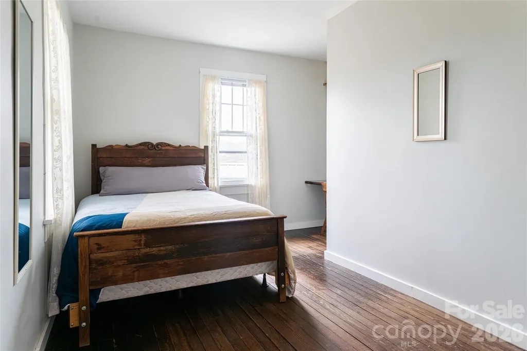 40 Jonestown Road Asheville NC 28804