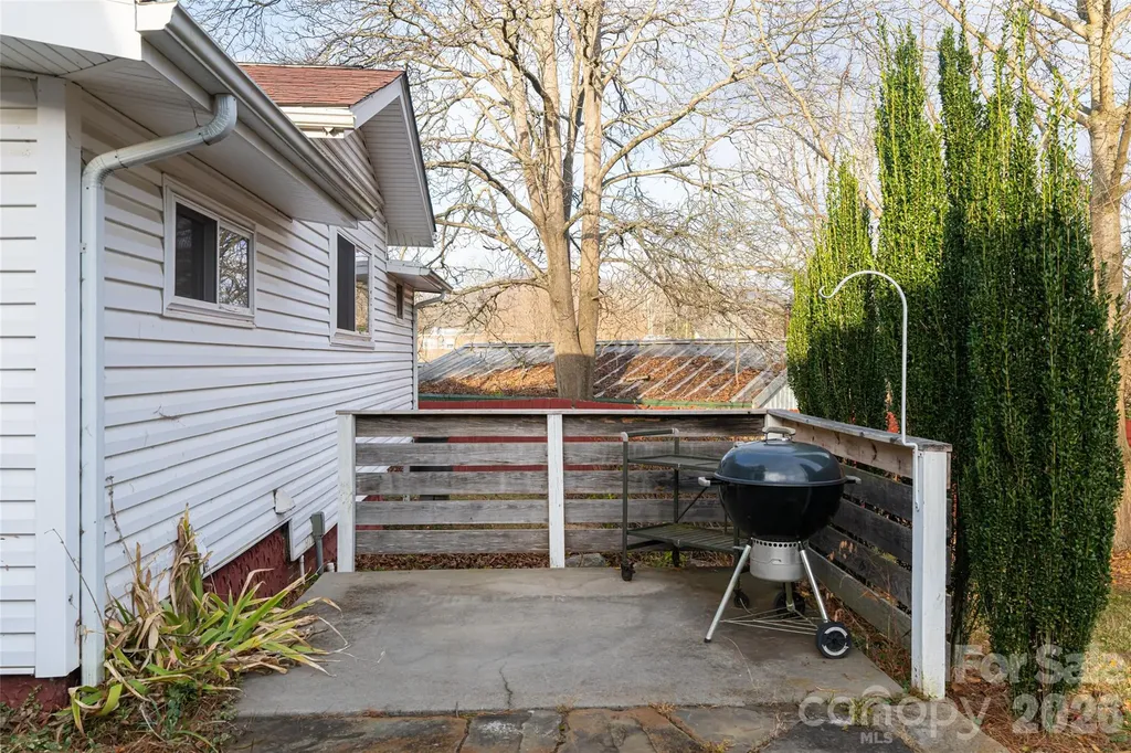 40 Jonestown Road Asheville NC 28804