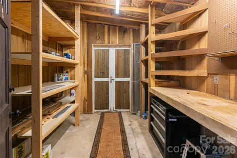 40 Jonestown Road Asheville NC 28804