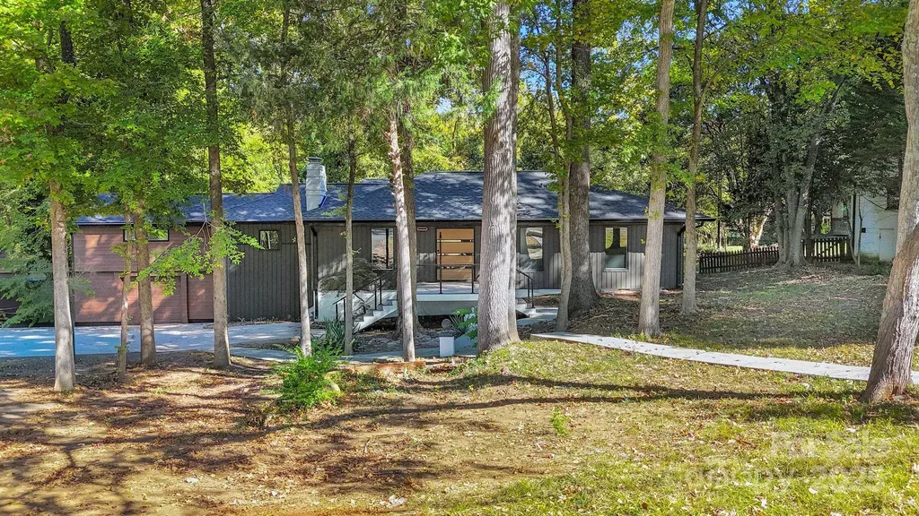 3301 Archdale Drive Charlotte NC 28210