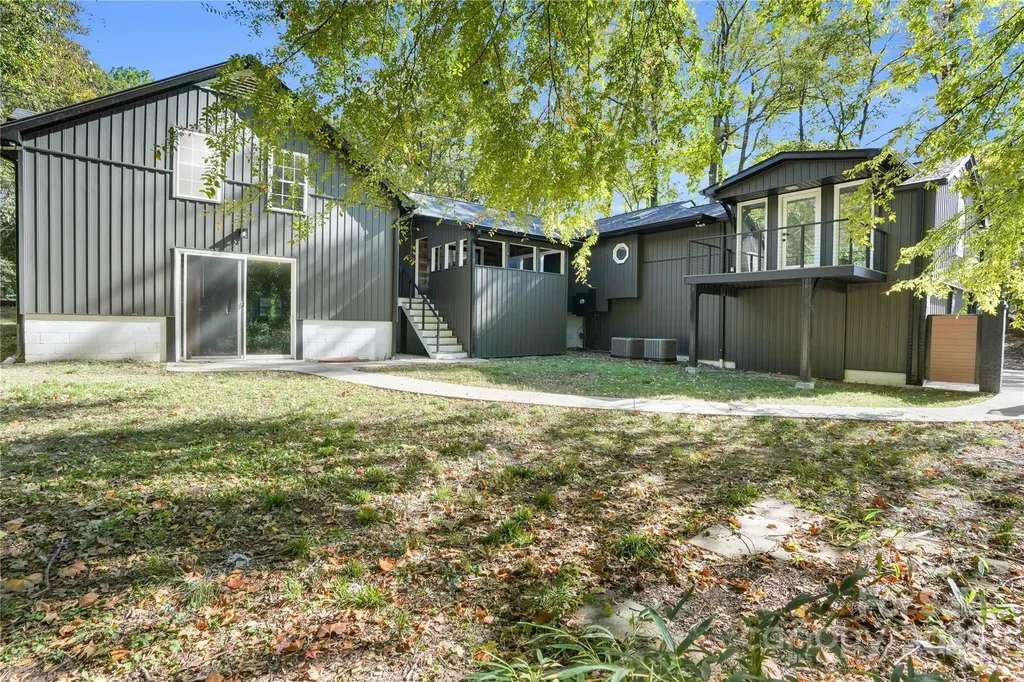 3301 Archdale Drive Charlotte NC 28210