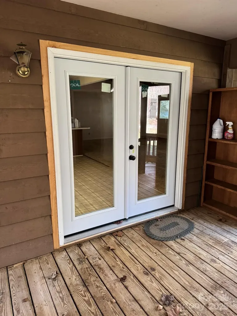 80 Larkspur Lane Cullowhee NC 28723