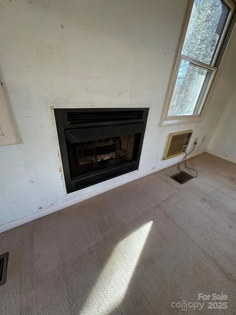 80 Larkspur Lane Cullowhee NC 28723