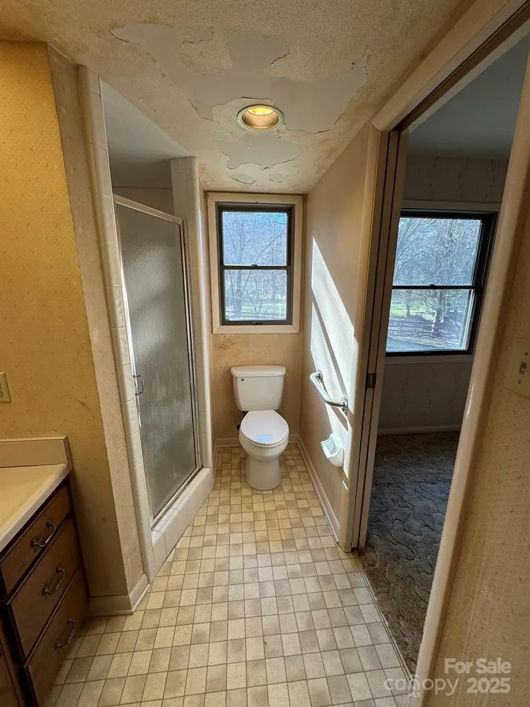 80 Larkspur Lane Cullowhee NC 28723