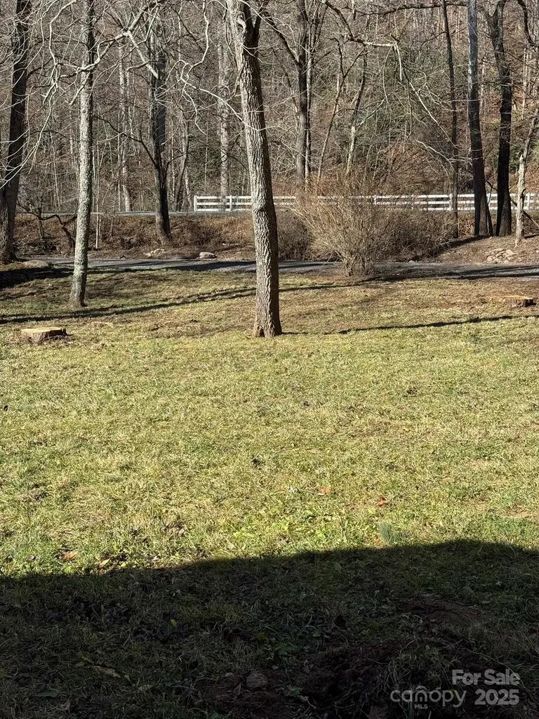 80 Larkspur Lane Cullowhee NC 28723