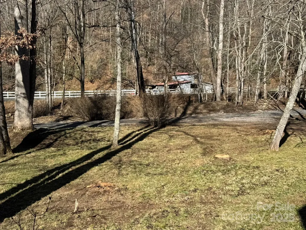 80 Larkspur Lane Cullowhee NC 28723