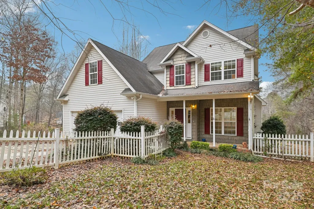 3543 Lake Bluff Drive Sherrills Ford NC 28673