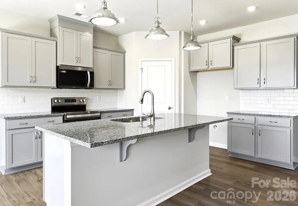 2713 Westmont Drive Gastonia NC 28052