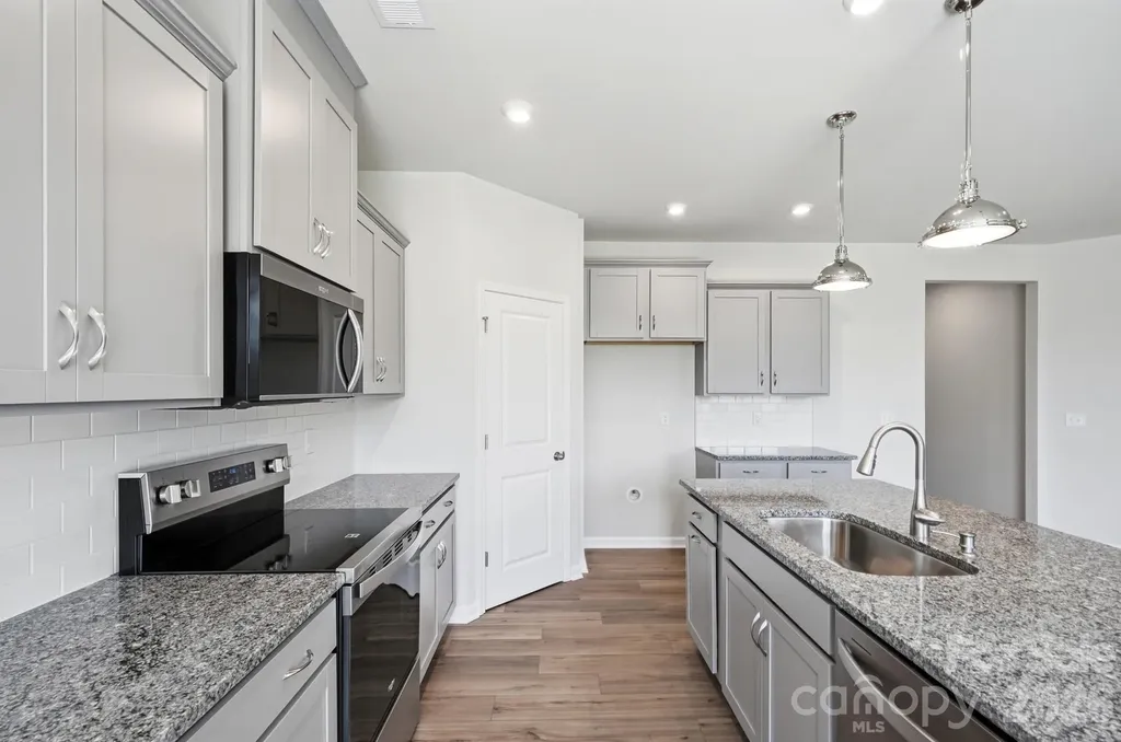 2713 Westmont Drive Gastonia NC 28052