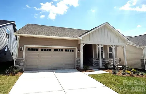 2713 Westmont Drive Gastonia NC 28052
