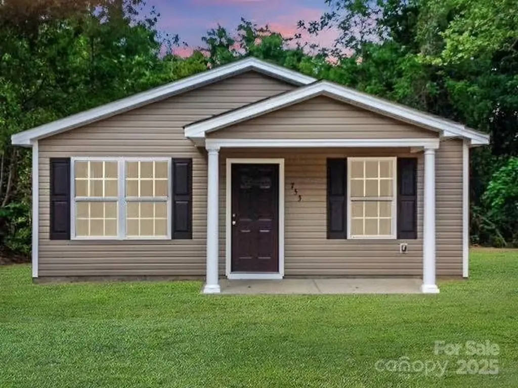 152 Moores Lake Road Wadesboro NC 28170