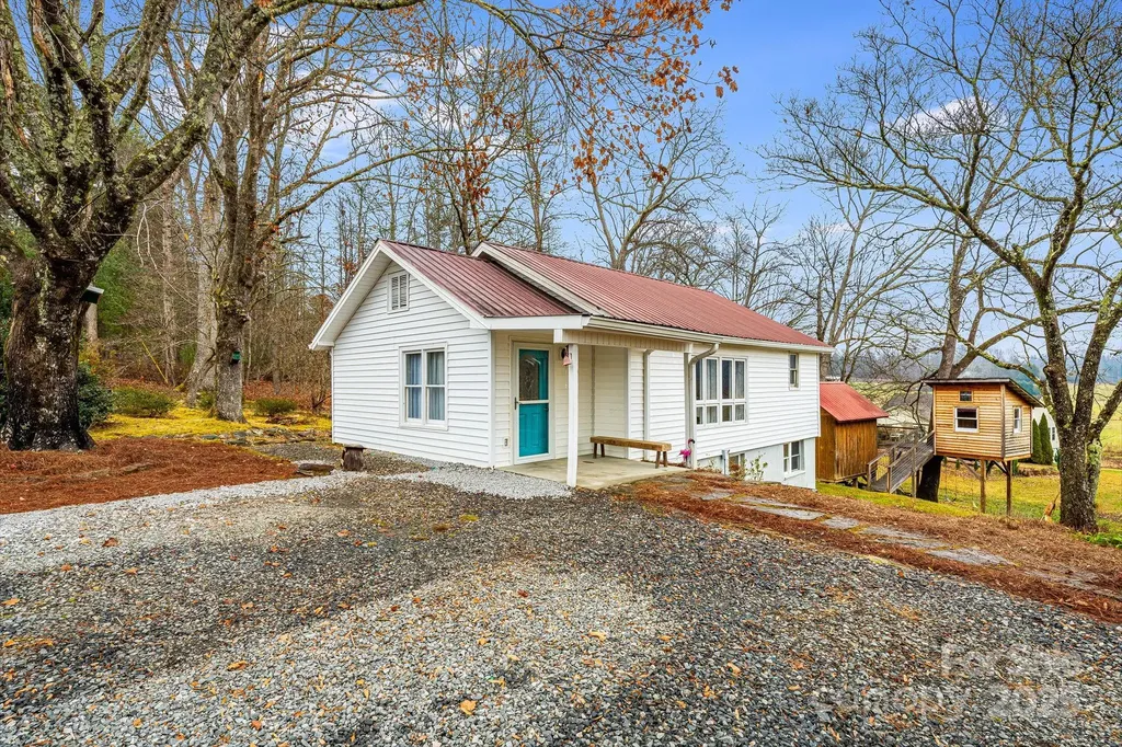 195 Whitmire Road Brevard NC 28712