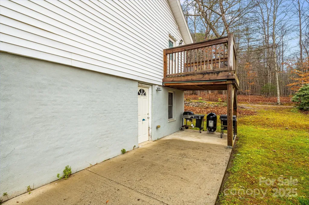 195 Whitmire Road Brevard NC 28712