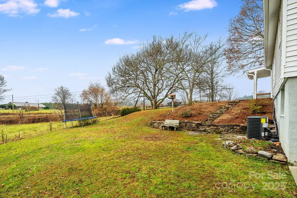 195 Whitmire Road Brevard NC 28712